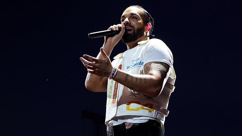 Statt die internationalen Bühnen machte Drake das Oktoberfest unsicher.