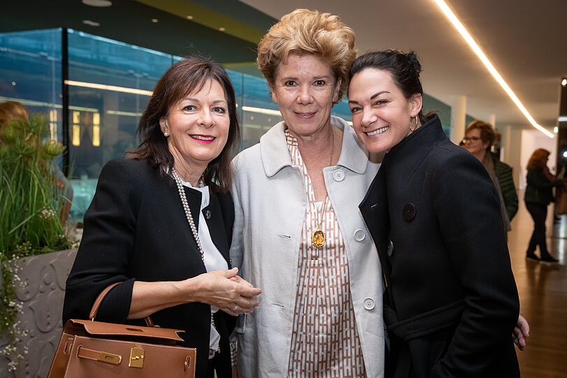 Christine Werlisch, Betina von dem Knesebeck und Charlotte Gräfin von Oeynhausen