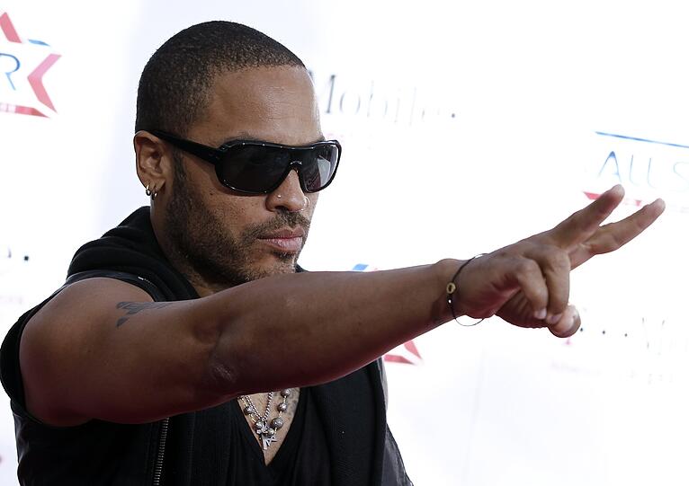 Auch andere Stars ließen sich am Spielfeldrand blicken: Lenny Kravitz