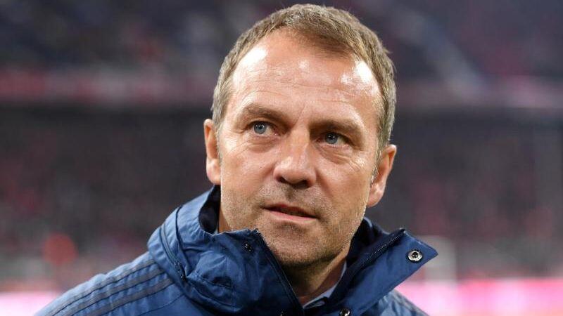 Hansi Flick, Trainer des FC Bayern, aufgenommen vor Spielbeginn. Foto: Tobias Hase/dpa