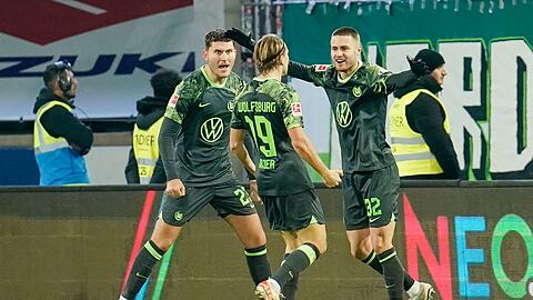 Der VfL Wolfsburg erspielte sich trotz früher Unterzahl drei Punkte in Darmstadt.