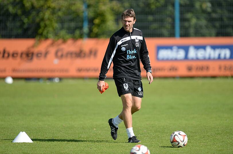 Erste Einheit mit Markus von Ahlen als neuem Chef-Trainer. Die Bilder.