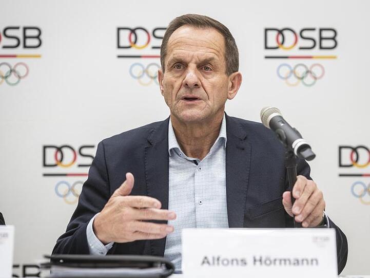 Richtet wegen der Coronavirus-Pandemie einen Appell an Sport-Deutschland: DOSB-Boss Alfons Hörmann.