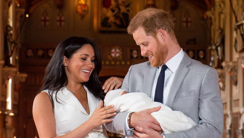 Prinz Harry und seine Frau Meghan hatten es nicht gerade eilig, die Öffentlichkeit an ihrem Babyglück teilhaben zu lassen. Prinz Harry und seine Frau Meghan hatten es nicht gerade eilig, die Öffentlichkeit an ihrem Babyglück teilhaben zu lassen.