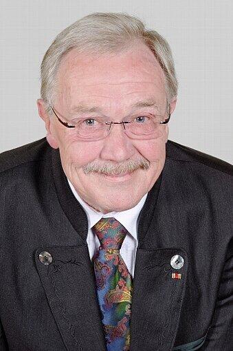 Peter Schmid (66), Geschäftsführer aus Neu-Ulm