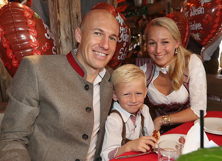 Arjen Robben, Frau Bernadien Eillert und Sohn Kai