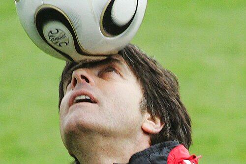 Bundestrainer Joachim Löw hat nur Fußball im Kopf.