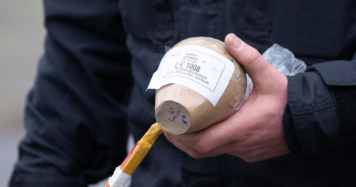 Schwerstverletztes-Kind-in-Berlin-illegale-Kugelbombe-