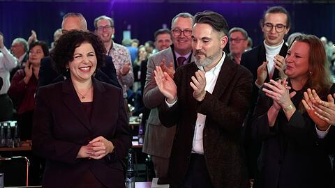 Amira Mohamed Ali und Fabio De Masi sind die neue Doppelspitze. (Archivbild)