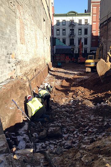 Auf dieser Baustelle wurde die Wirtschaft gefunden.