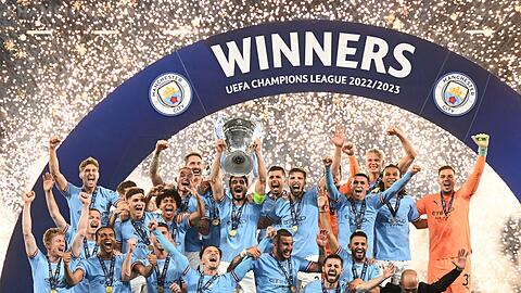 Manchester City um Kapitän Ilkay Gündogan (M.) gewann gegen Inter Mailand die Champions League.