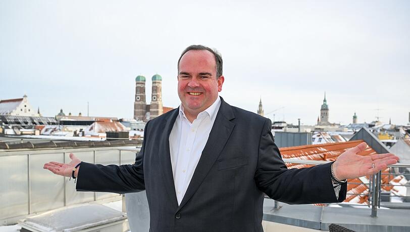 Wirtschaftsreferent Clemens Baumgärtner (CSU) ist überzeugt: Die IAA hat München viel gebracht – auch an Einnahmen. Wirtschaftsreferent Clemens Baumgärtner (CSU) ist überzeugt: Die IAA hat München viel gebracht – auch an Einnahmen.