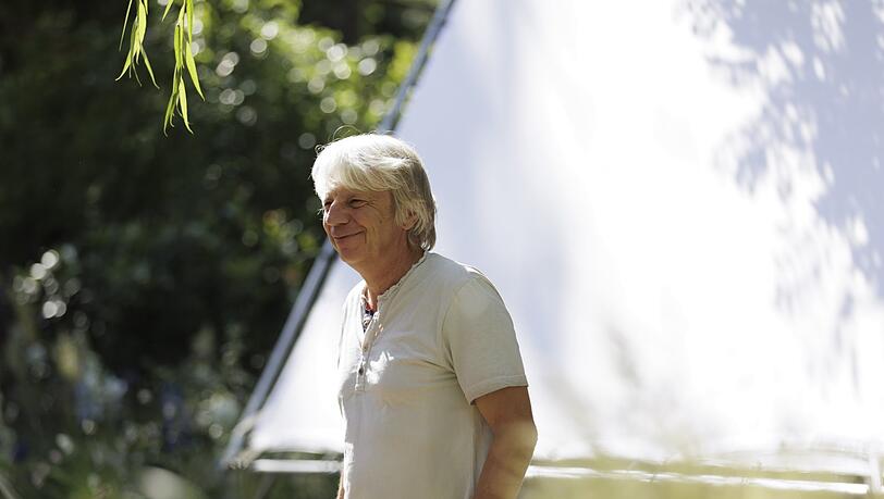 Ein Meister des deutschen Films: Regisseur Andreas Dresen, von dem auch „Halbe Treppe“, „Wolke 9“, „Gundermann“ oder „Rabiye Kurnaz gegen George W. Bush“ stammen. Ein Meister des deutschen Films: Regisseur Andreas Dresen, von dem auch „Halbe Treppe“, „Wolke 9“, „Gundermann“ oder „Rabiye Kurnaz gegen George W. Bush“ stammen.