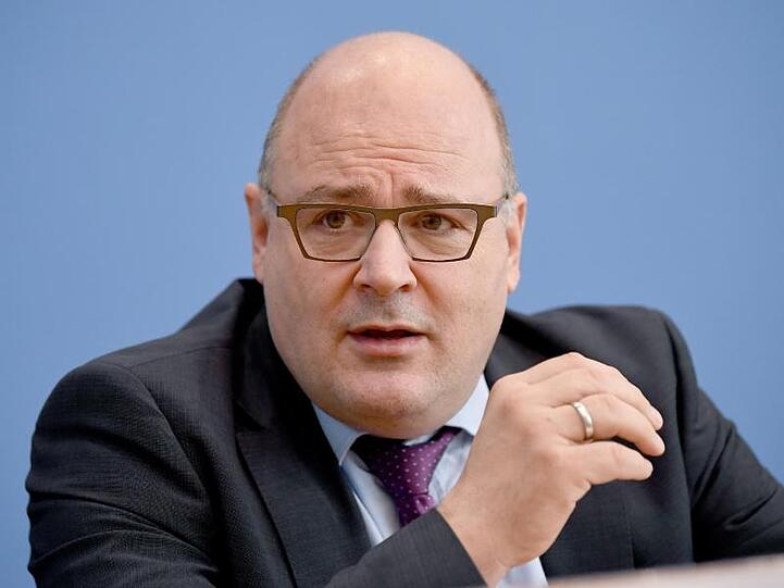 "Die am stärksten betroffenen Unternehmen benötigen jetzt besonders schnelle Hilfe", heißt es in einem Brief von Steffen Kampeter.