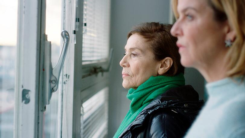Elsa Bronski (Hannelore Elsner, li.) und Anna Janneke (Margarita Broich). Elsa Bronski (Hannelore Elsner, li.) und Anna Janneke (Margarita Broich).