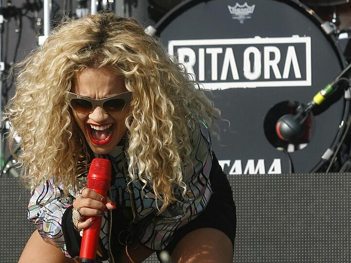 Musste Konzerte krankheitsbedingt absagen: Rita Ora