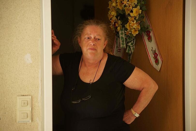 Bewohnerin Gertraud H.: "Es ist ein sehr komisches Gefühl jetzt - wie nach einem Bombenattentat."