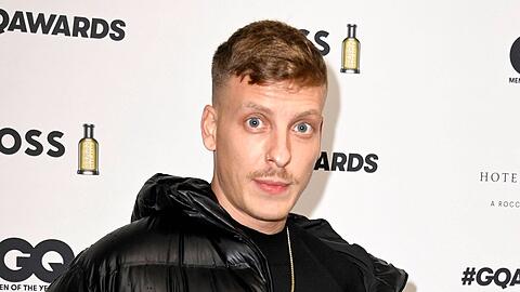 Felix Lobrecht geht unter die Radiomoderatoren.