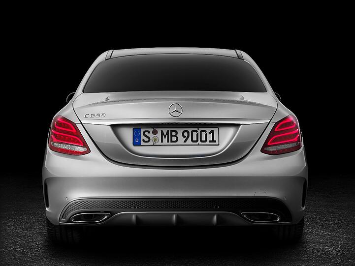 Soll neue Maßstäbe im Segment der unteren Premium-Mittelklasse setzen: Die neue Mercedes C-Klasse.