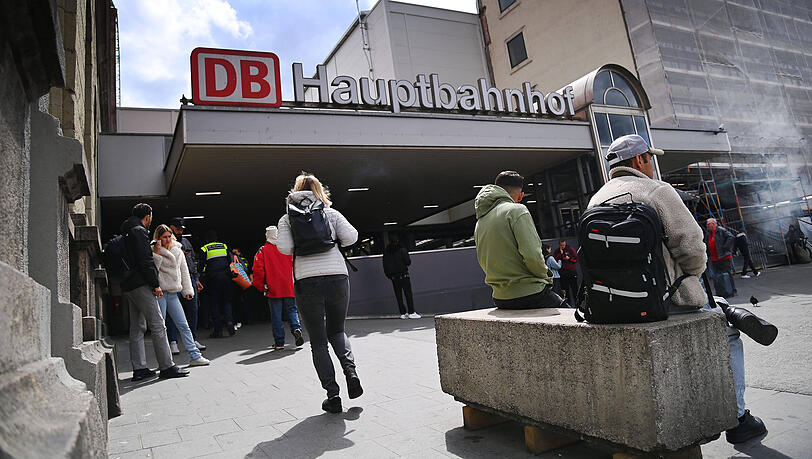 Die Staatsanwaltschaft M&uuml;nchen I ordnete f&uuml;r beide Personen eine Blutentnahme an, das Duo soll am Dienstag vor dem Haftrichter stehen. (Symbolbild)
