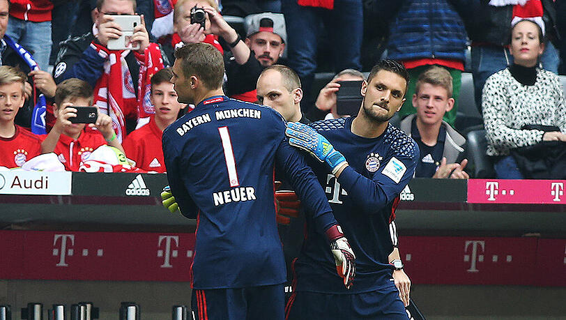Im letzten Saisonspiel des FC Bayern gegen Hannover 96 (3:1) wurde Sven Ulreich für Manuel Neuer eingewechselt. Im letzten Saisonspiel des FC Bayern gegen Hannover 96 (3:1) wurde Sven Ulreich für Manuel Neuer eingewechselt.