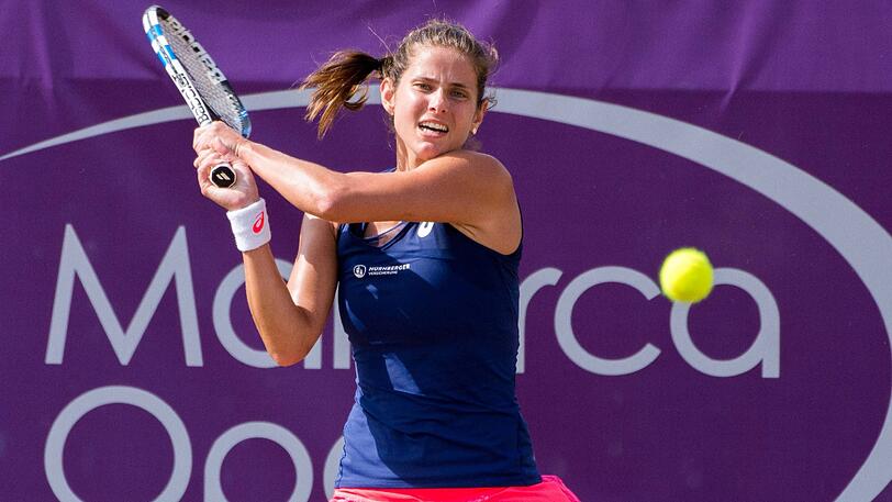 Musste aus unbekannter Ursache ihr Match aufgeben: Julia Görges.