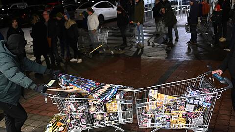 In den Niederlanden soll ab 2026/2027 privates B&ouml;llern verboten werden. (Archivbild)