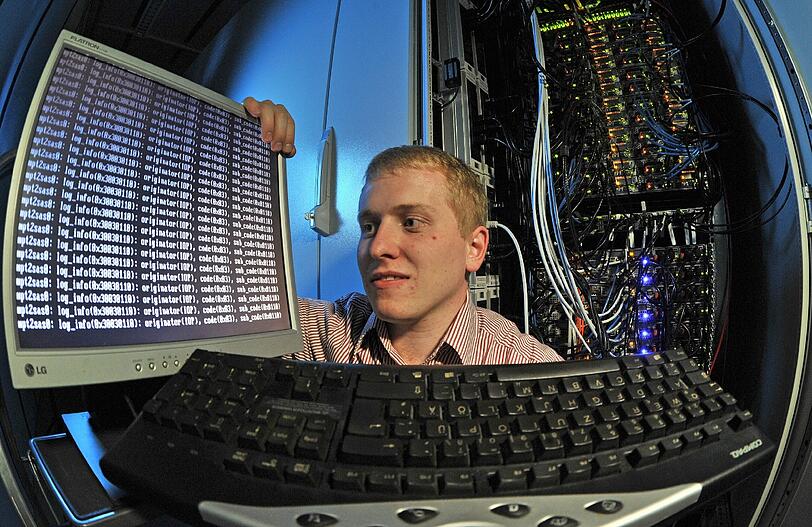Fachinformatiker behalten im Datendschungel den Überblick und entwickeln IT-Systeme.