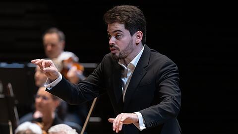 Lahav Shani leitet auch das Israel Philharmonic Orchestra (Archiv).