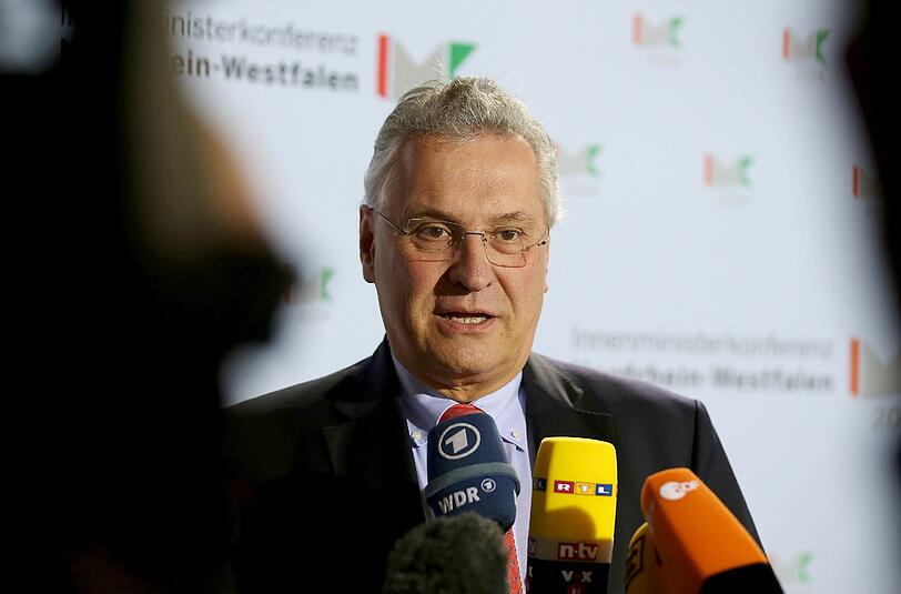 Joachim Herrmann (CSU) setzt sich für eine Reduzierung der Flüchtlingszahl ein.