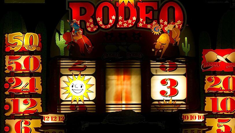 Der Casino-Mitarbeiter gab bei der Vernehmung an, dass er seit seiner Jugend spielsüchtig sei. (Symbolbild) Der Casino-Mitarbeiter gab bei der Vernehmung an, dass er seit seiner Jugend spielsüchtig sei. (Symbolbild)