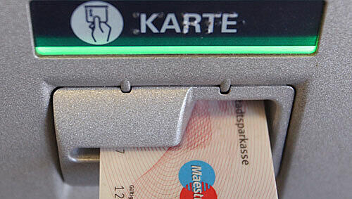 Millionen Bankdaten soll "Easycash" systematisch gesammelt haben Millionen Bankdaten soll "Easycash" systematisch gesammelt haben