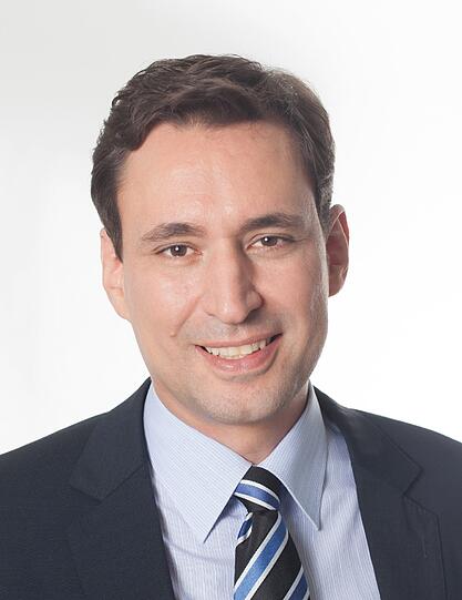 HADERN: Georg Eisenreich (CSU): Mit 37,4 Prozent (+ 4,7 %) gewinnt er gegen einen Neuling, den Münchner Stadtrat Andreas Lotte (SPD, 31,1 %). Der Rechtsanwalt Georg Eisenreich (43) ist seit 2003 im Landtag. Vorher saß er für die CSU im Münchner Stadtrat.