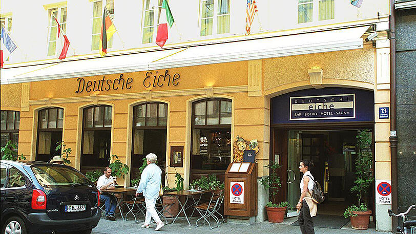 Unterm Hotel Deutsche Eiche ist eine Saunalandschaft.