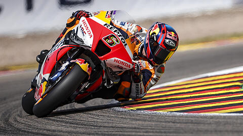 "Nicht akzeptierbar": Honda hat bei heißen Temperaturen Probleme. Für Stefan Bradl und seine Kollegen ist es dann eine Fahrt durch den Glutofen.