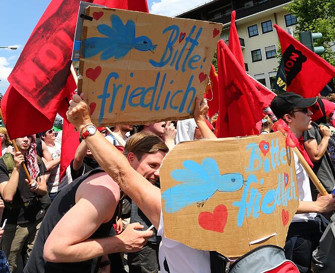 Die Bilder von der Demonstration in Garmisch.