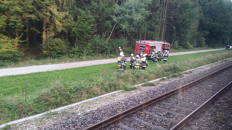 Weitere Bilder von der evakuierten BOB in der Nähe von Deisenhofen.