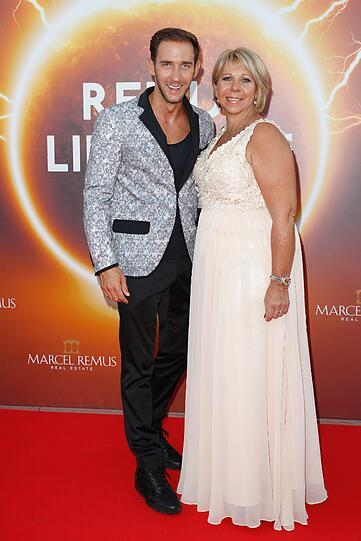 Marcel Remus mit seiner Mutter Silke