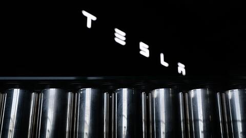 Der US-Elektroautobauer will Voraussetzungen f&uuml;r eine Produktion von Batteriezellen in Gr&uuml;nheide bei Berlin schaffen.