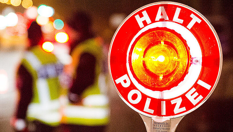Als die Polizei den Biker anhalten wollte, gab er Gas. (Archivbild) Als die Polizei den Biker anhalten wollte, gab er Gas. (Archivbild)