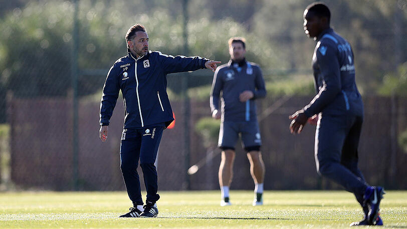 Wie immer voll mit dabei: Löwen-Trainer Vitor Pereira.