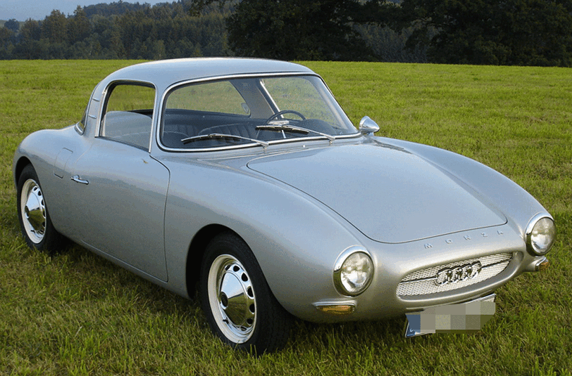 DKW: 1927 entstehen die ersten Modelle. Später dann Fusion mit Audi, Horch und Wanderer zur Auto Union. Nach dem Zweiten Weltkrieg blüht DKW im Westen auf. Letztes Modell wird 1966 gebaut (im Bild der DKW Monza).