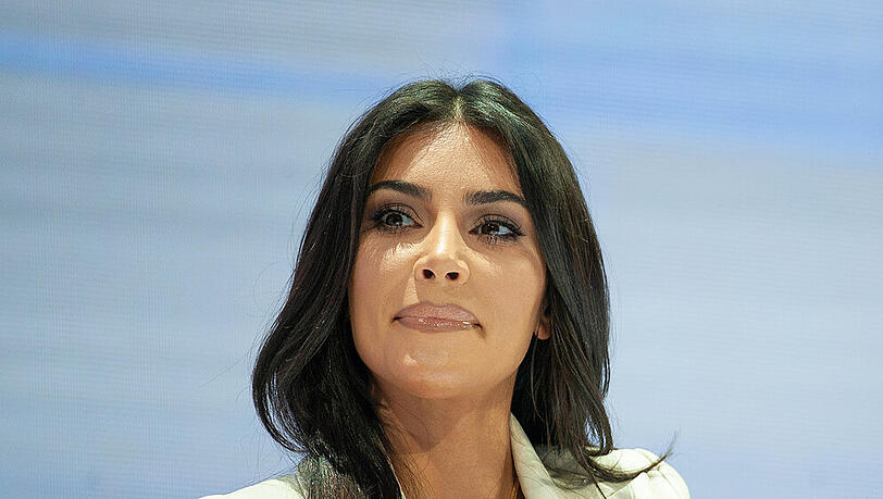 Kim Kardashian engagiert sich gegen Hassbotschaften Kim Kardashian engagiert sich gegen Hassbotschaften
