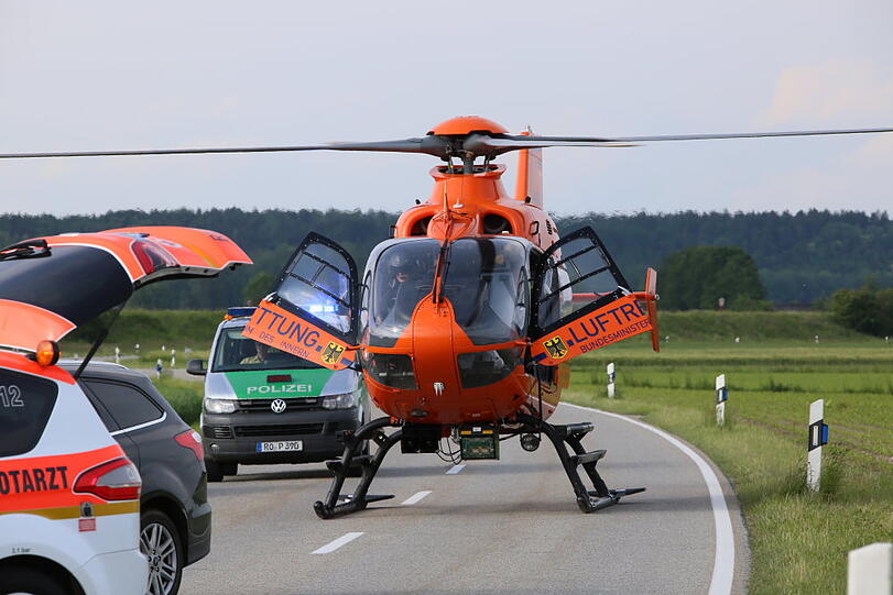Der 36-jährige Waldkraiburger hatte keine Chance: Er wurde auf seinem Fahrrad von dem Opfel Zafira erfasst und erlitt dabei tödliche Verletzungen.