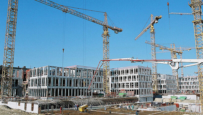 210 Millionen Euro: Insgesamt 1,5 Milliarden Euro hat München 2015 neben den laufenden Verwaltungskosten investiert. Ein großer Batzen ging in den Wohnungsbau. 210 Millionen Euro: Insgesamt 1,5 Milliarden Euro hat München 2015 neben den laufenden Verwaltungskosten investiert. Ein großer Batzen ging in den Wohnungsbau.