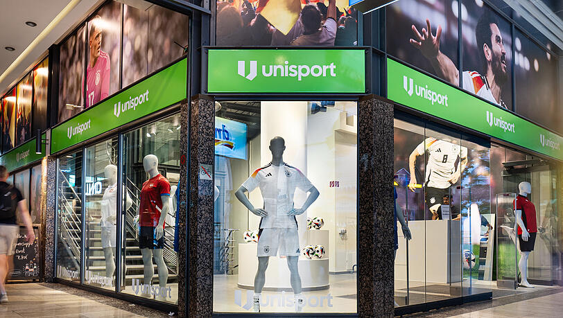 Jahrelang stand der ehemalige H&M in der Neuhauser Straße leer - jetzt dreht sich hier alles um Fußball. Jahrelang stand der ehemalige H&M in der Neuhauser Straße leer - jetzt dreht sich hier alles um Fußball.