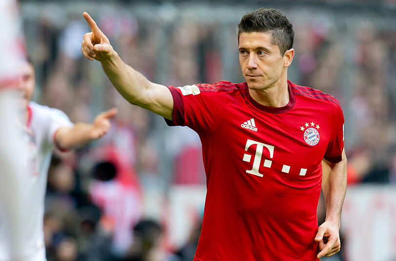 Robert Lewandowski: In Polen hat den Torjäger jemand angezeigt, weil er nach der erfolgreichen EM-Quali öffentlich Schampus trank. Na sowas. Gegen Köln definitv nüchtern und hellwach: Traf per Kopf zum 3:0 (62.), hat nun schon 13 Saisontore auf dem Konto. Note: 2.