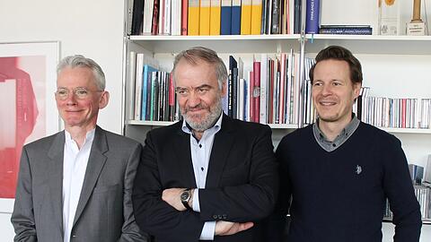 Intendant Paul Müller, Chefdirigent Valery Gergiev und Orchestervorstand Matthias Ambrosius (v.l.).