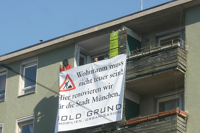 Das städtische Haus in der Müllerstraße 6 im vorigen Jahr bei einer "Besetzung" der "Goldgrund"-Aktivisten um Till Hofmann.