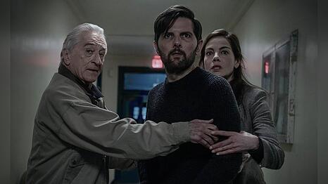Robert De Niro, Adam Scott und Michelle Monaghan in "The Whisper Man".